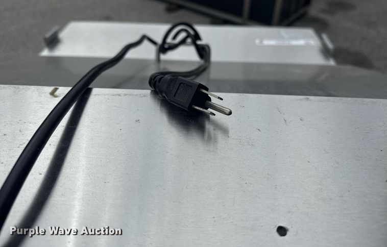 image for item EG8533 Avantco 178SSPT27 refrigerated sandwich prep table