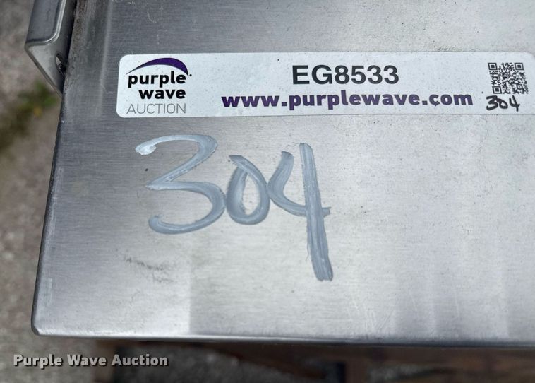 image for item EG8533 Avantco 178SSPT27 refrigerated sandwich prep table