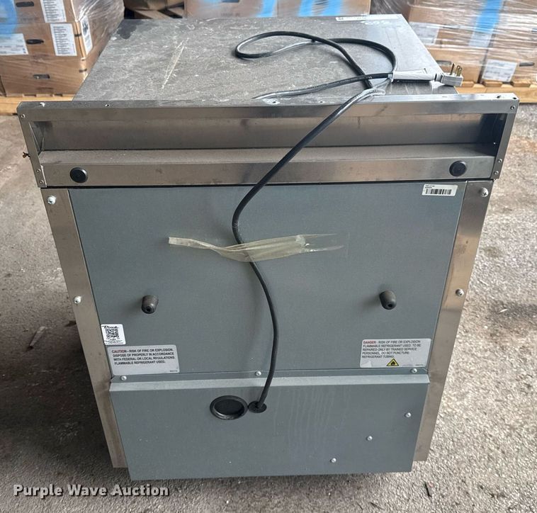 image for item EG8534 True Refrigeration TWT-27-HC worktop refrigerator