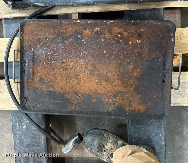 image for item EG8539 Rocky Mountain stove top