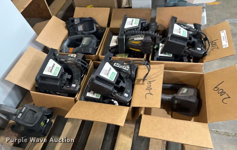 image for item EG8542 Approximately 10 MSA Evolution 5000 Series thermal imaging cameras