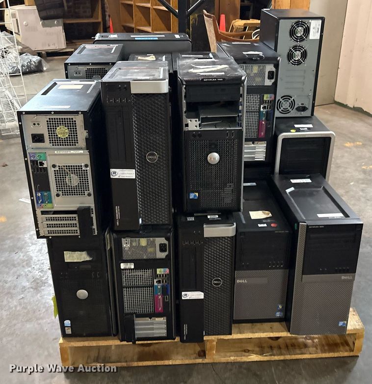 image for item EG8546 Approximately 20 Dell desktops