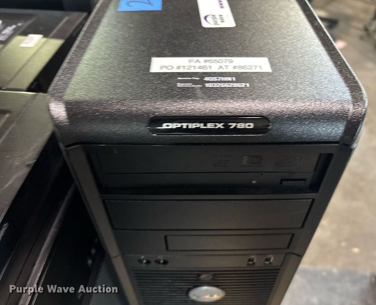 image for item EG8546 Approximately 20 Dell desktops