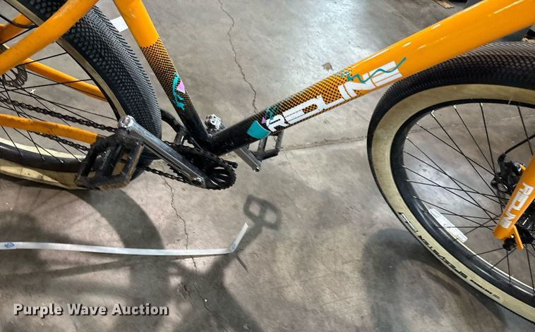 image for item EG8549 Redline RL-275 bicycle