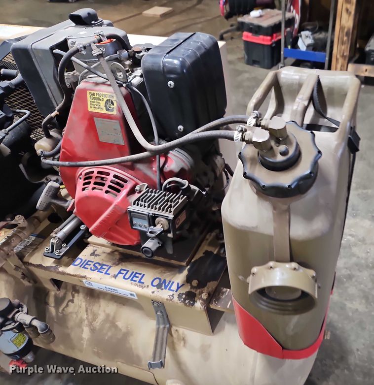 image for item EJ0083 Ingersoll Rand D2475-80 air compressor