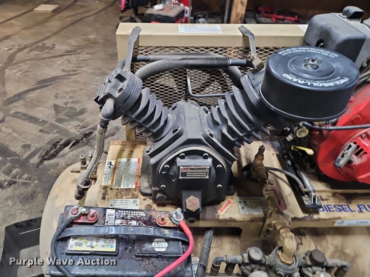 image for item EJ0083 Ingersoll Rand D2475-80 air compressor