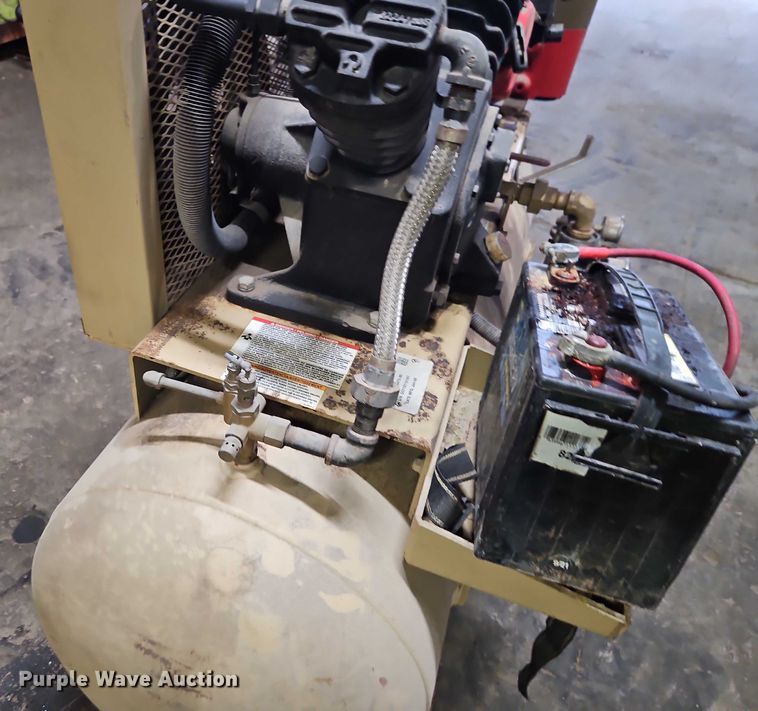 image for item EJ0083 Ingersoll Rand D2475-80 air compressor