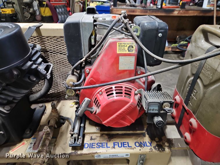 image for item EJ0083 Ingersoll Rand D2475-80 air compressor