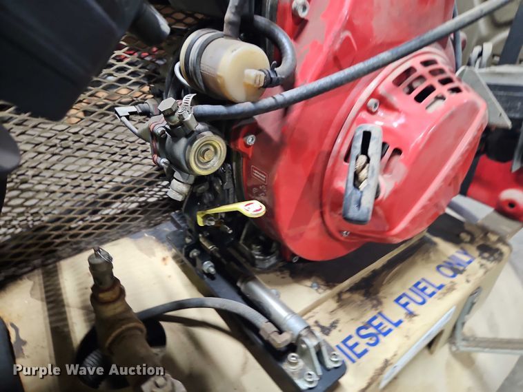 image for item EJ0083 Ingersoll Rand D2475-80 air compressor