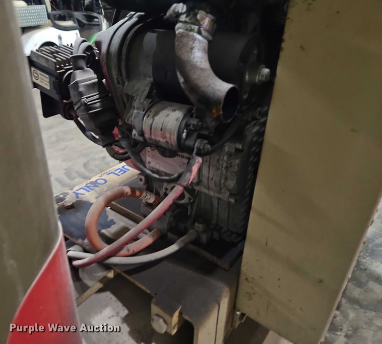 image for item EJ0083 Ingersoll Rand D2475-80 air compressor