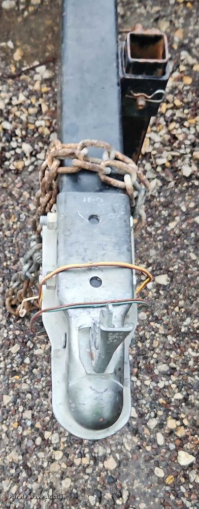 image for item EJ0084 Billy Goat DL3600V leaf vacuum