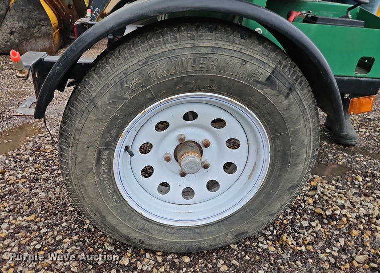 image for item EJ0084 Billy Goat DL3600V leaf vacuum