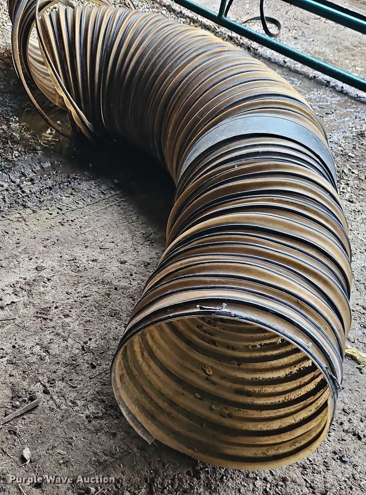 image for item EJ0084 Billy Goat DL3600V leaf vacuum