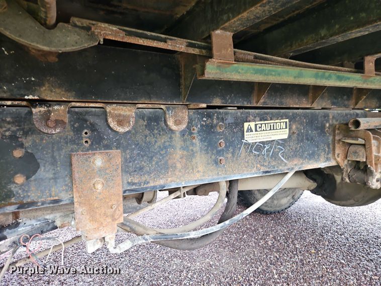 image for item EJ0085 2000 International 4700 dump truck