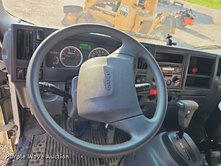 image for item EJ0088 2016 Isuzu NRR street sweeper truck