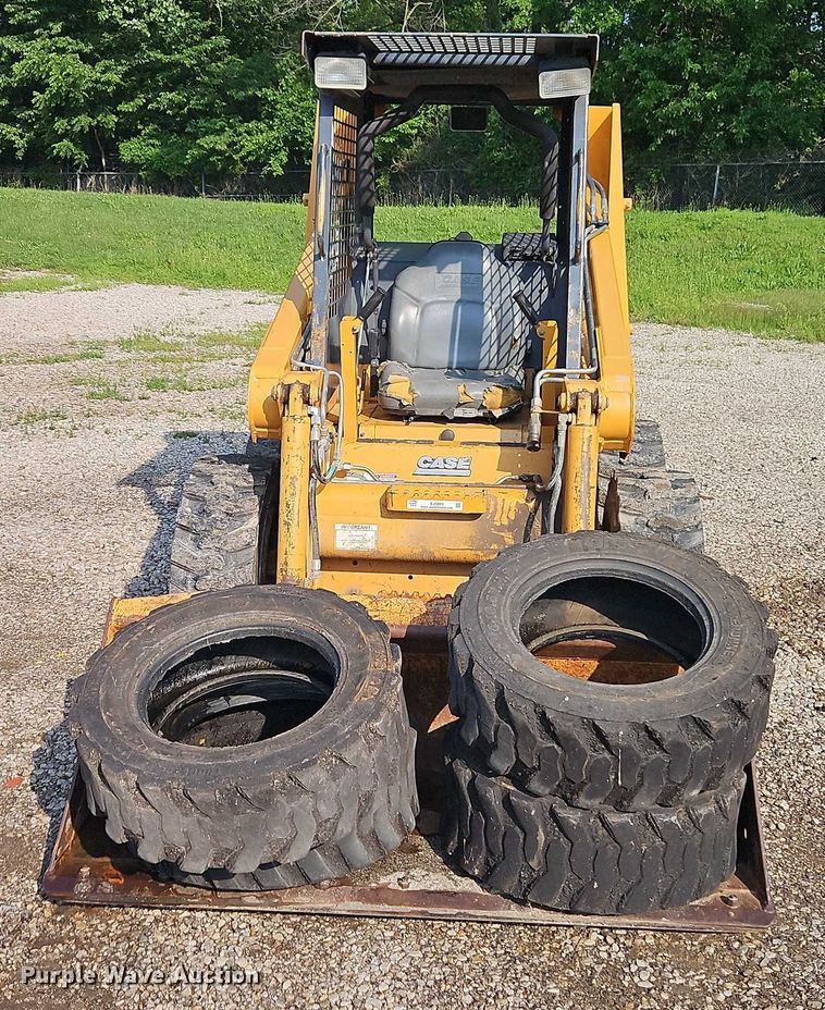 image for item EJ0089 1999 Case 1840 skid steer loader
