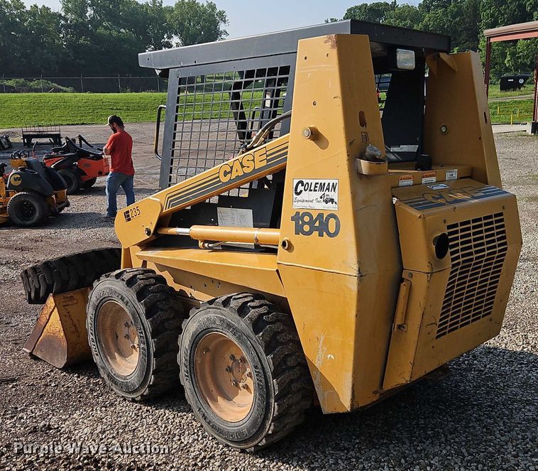 image for item EJ0089 1999 Case 1840 skid steer loader