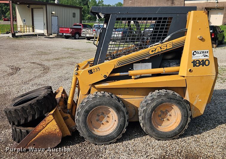 image for item EJ0089 1999 Case 1840 skid steer loader