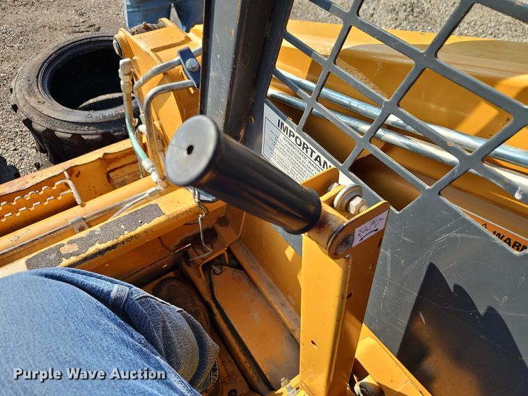 image for item EJ0089 1999 Case 1840 skid steer loader