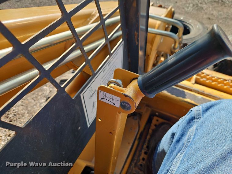 image for item EJ0089 1999 Case 1840 skid steer loader