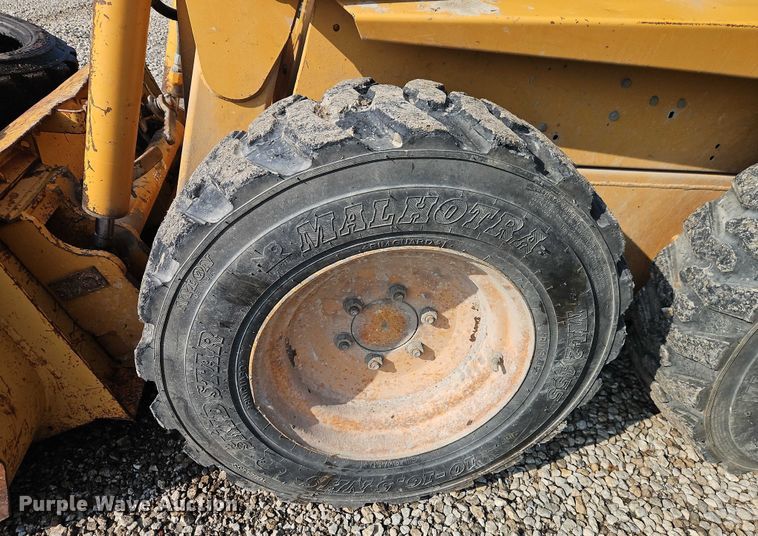 image for item EJ0089 1999 Case 1840 skid steer loader