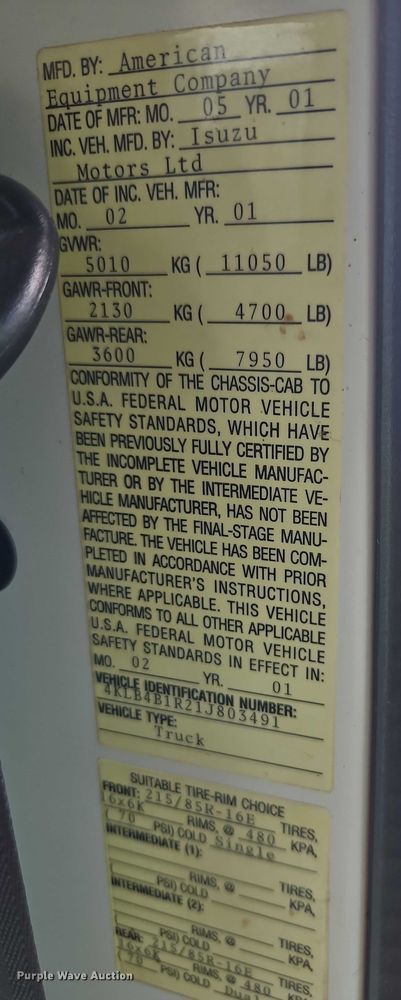 image for item EJ0099 2001 Isuzu NPR/NPR-HD refuse truck