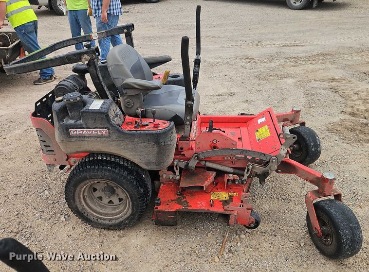 image for item EJ0117 Gravely Pro-Turn 452 ZTR lawn mower