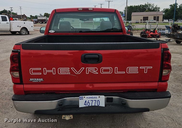 image for item EJ0118 2007 Chevrolet Silverado 1500 pickup truck