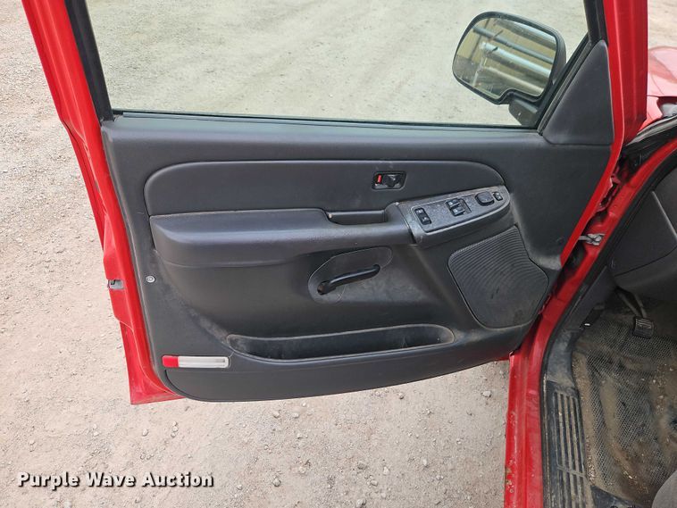 image for item EJ0118 2007 Chevrolet Silverado 1500 pickup truck