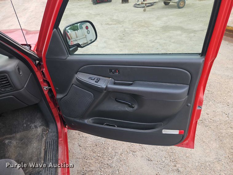 image for item EJ0118 2007 Chevrolet Silverado 1500 pickup truck