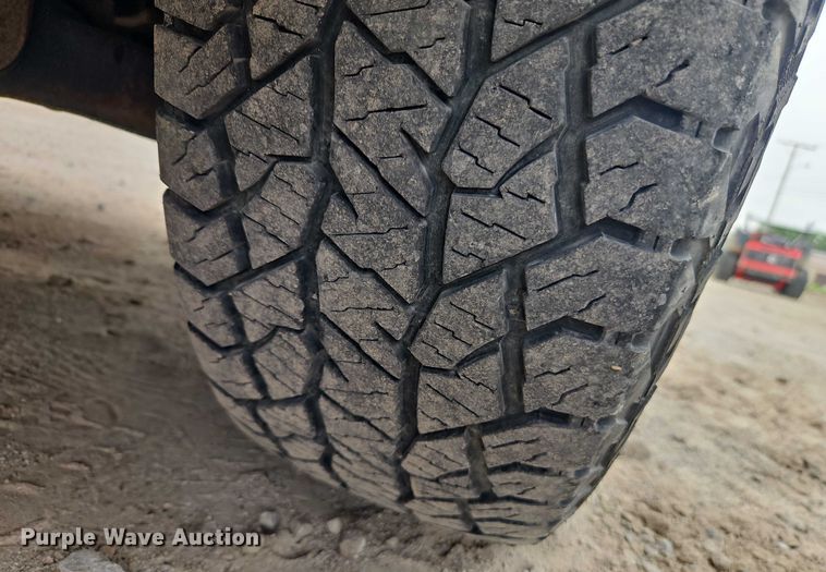 image for item EJ0118 2007 Chevrolet Silverado 1500 pickup truck