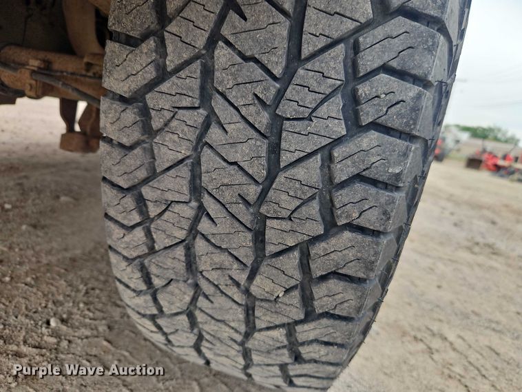 image for item EJ0118 2007 Chevrolet Silverado 1500 pickup truck