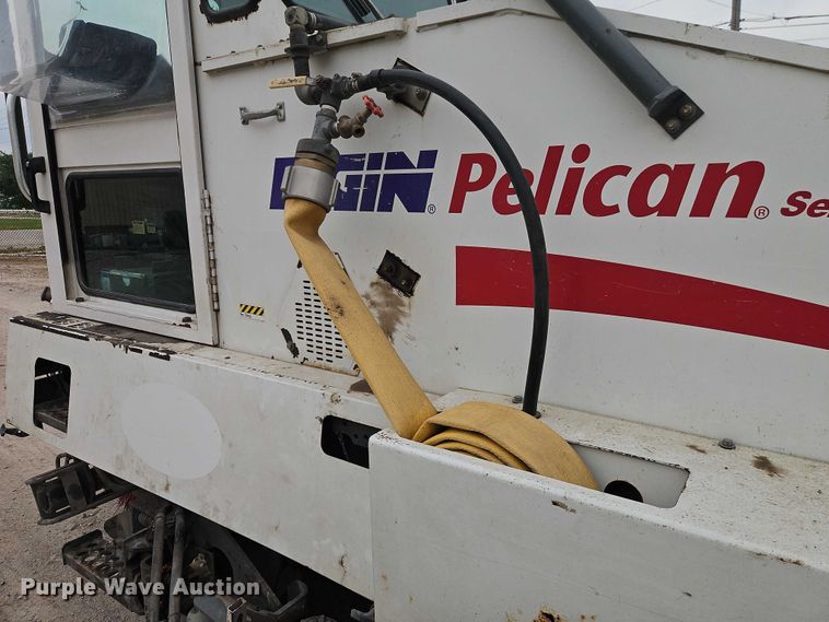 image for item EJ0121 2000 Elgin Pelican series P street sweeper