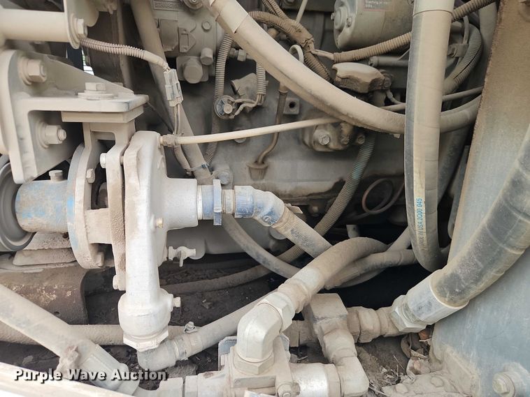 image for item EJ0121 2000 Elgin Pelican series P street sweeper