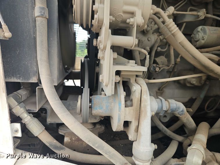 image for item EJ0121 2000 Elgin Pelican series P street sweeper