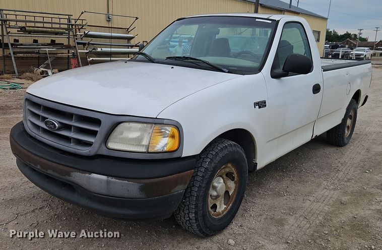 image for item EJ0122 2001 Ford F150 pickup truck