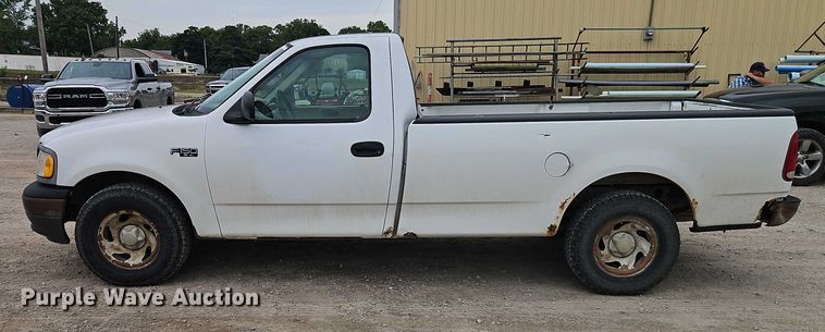 image for item EJ0122 2001 Ford F150 pickup truck