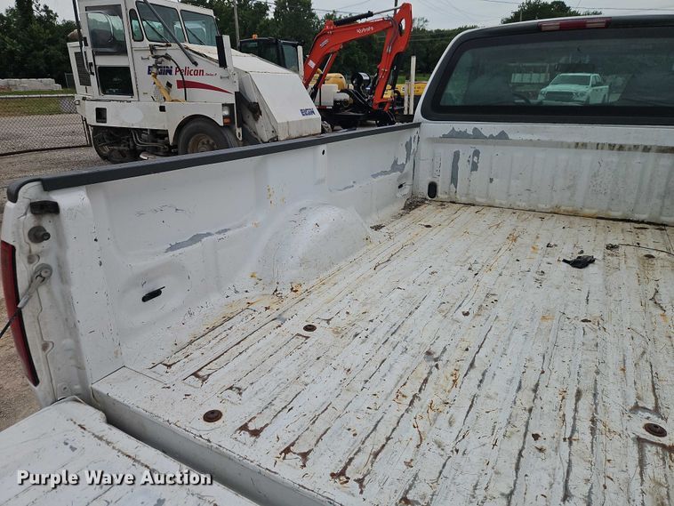 image for item EJ0122 2001 Ford F150 pickup truck