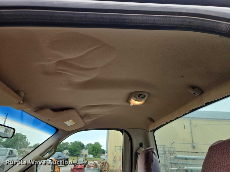 image for item EJ0122 2001 Ford F150 pickup truck