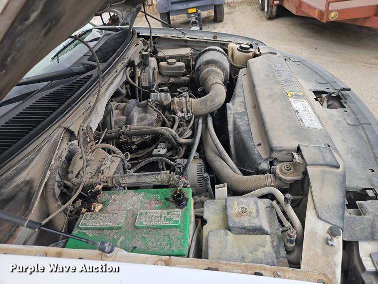 image for item EJ0122 2001 Ford F150 pickup truck