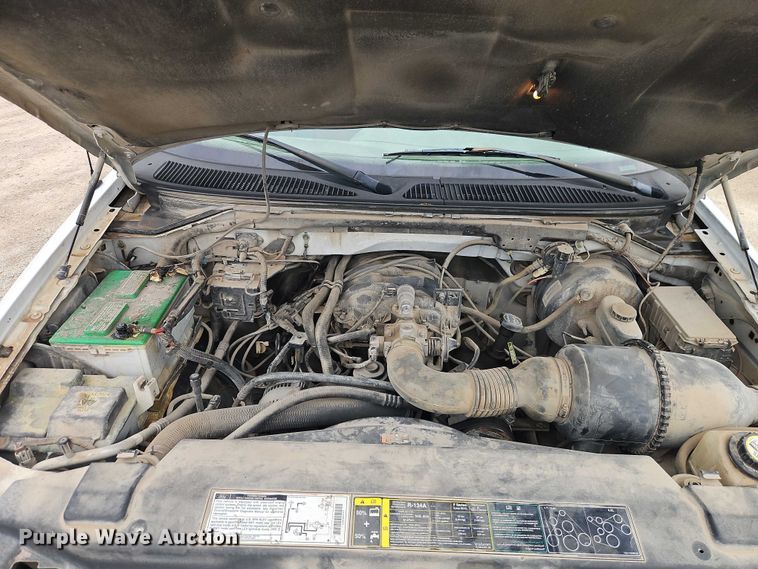 image for item EJ0122 2001 Ford F150 pickup truck