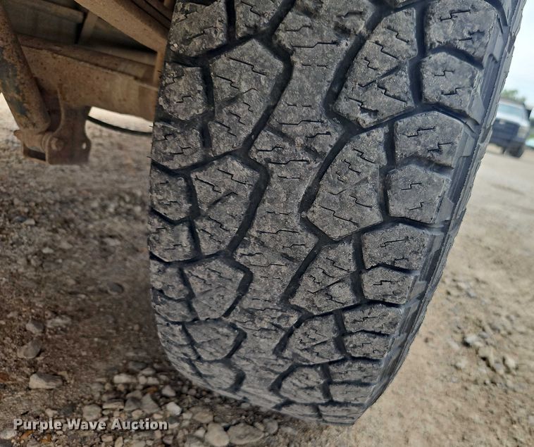 image for item EJ0122 2001 Ford F150 pickup truck