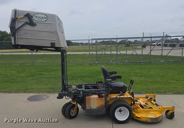 image for item EK5318 2013 Walker MDDGHS ZTR lawn mower