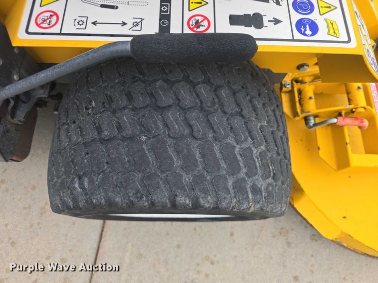 image for item EK5318 2013 Walker MDDGHS ZTR lawn mower