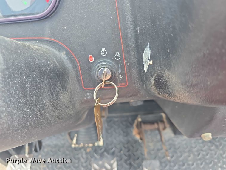 image for item EK5328 2010 Toro Workman HDX utility vehicle