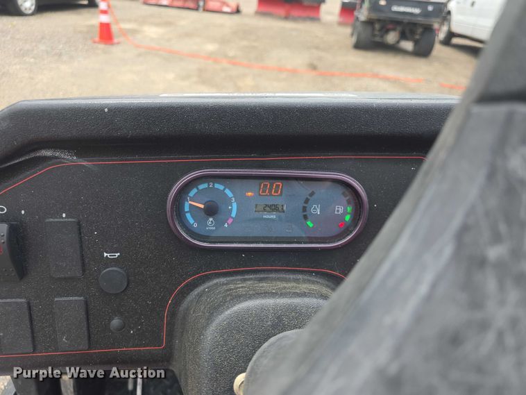 image for item EK5328 2010 Toro Workman HDX utility vehicle