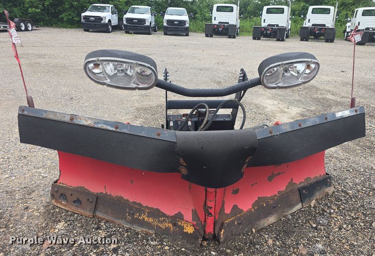 image for item EK5332 Boss RT3 snow plow