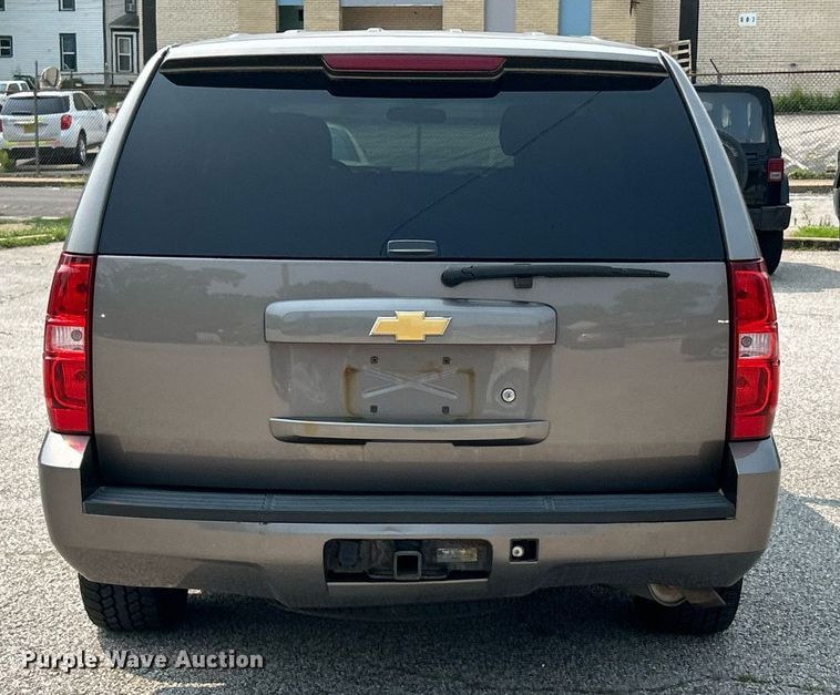 image for item EK8176 2013 Chevrolet Tahoe Police SUV