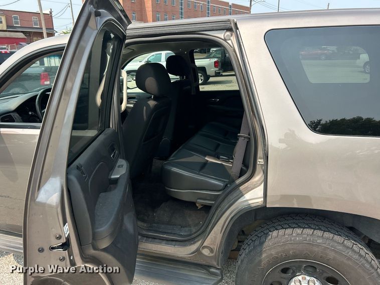 image for item EK8176 2013 Chevrolet Tahoe Police SUV