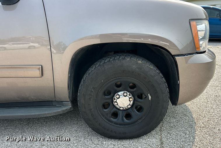 image for item EK8176 2013 Chevrolet Tahoe Police SUV